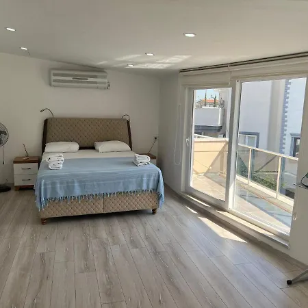 Oezel Havuzlu Rahat Belek